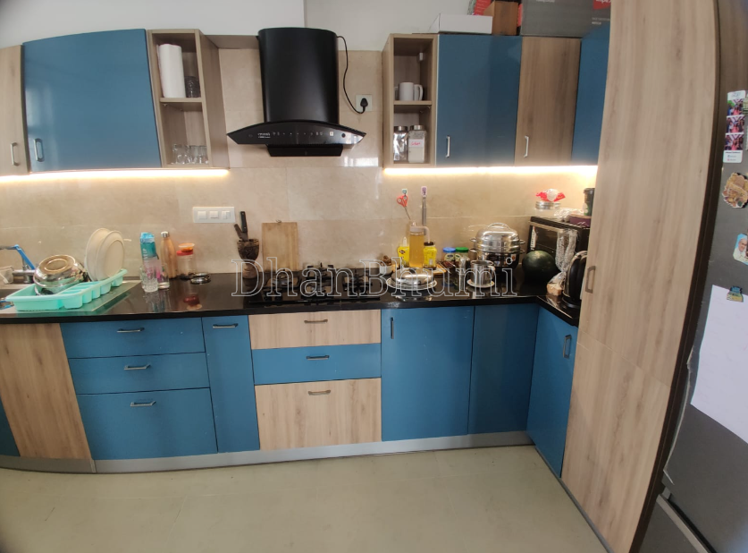 property_images/1776409565_69e1dbdde6d23.PNG