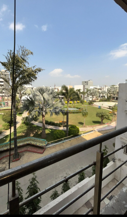 property_images/1776410173_69e1de3d9d61c.png