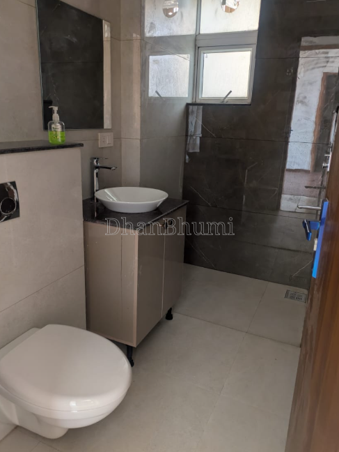 property_images/1776428063_69e2241f331b9.PNG