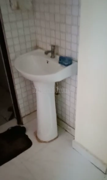 property_images/1776860332_69e8bcac796ff.png