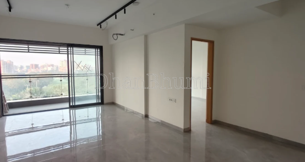 property_images/1777016548_69eb1ee40a8fa.png