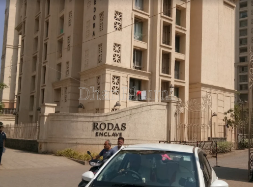 property_images/1777030041_69eb53991a2c3.png