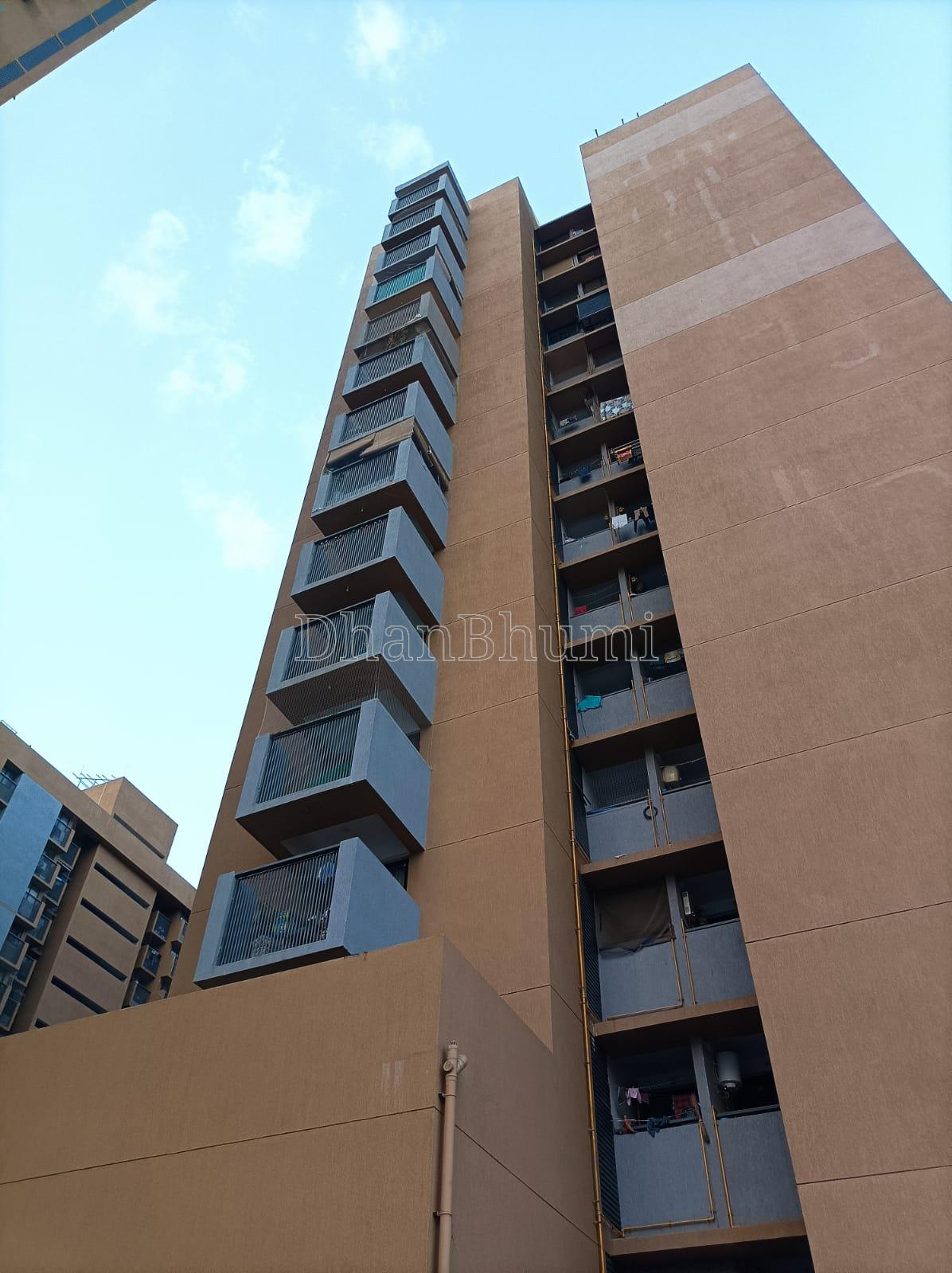 property_images/1777275323_69ef11bb993bb.jpeg