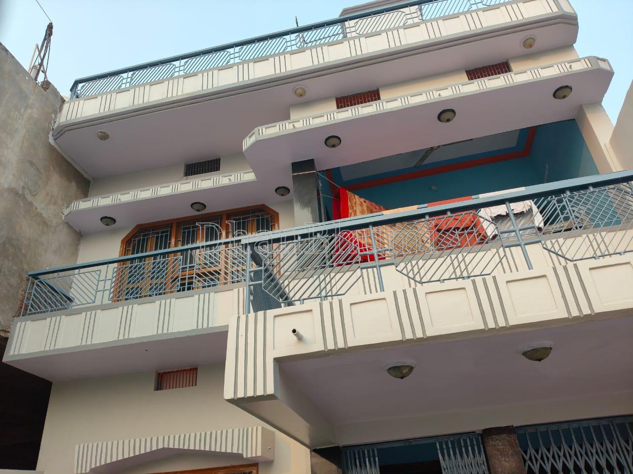 property_images/1777359587_69f05ae37a4b1.jpeg