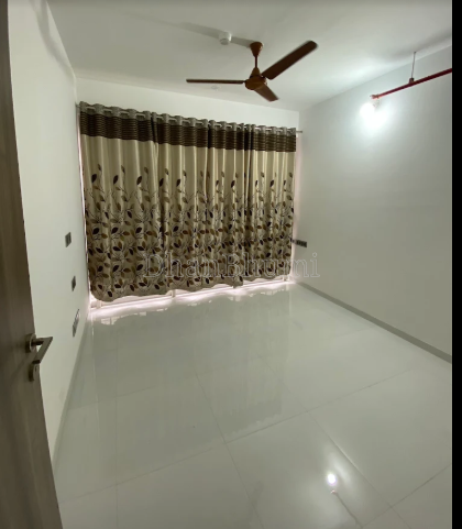 property_images/1777442595_69f19f233ac06.png