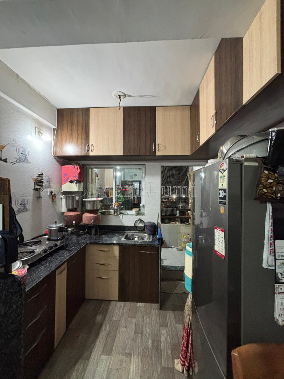 property_images/1777446425_69f1ae197ebb1.jpg