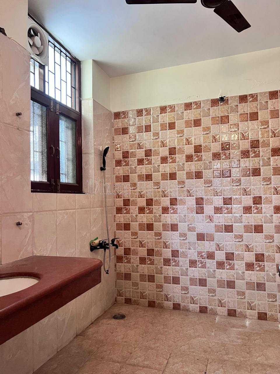 property_images/1_bhk_flatapartment_in_noida_1778478407_6a016d473e7cf.jpeg