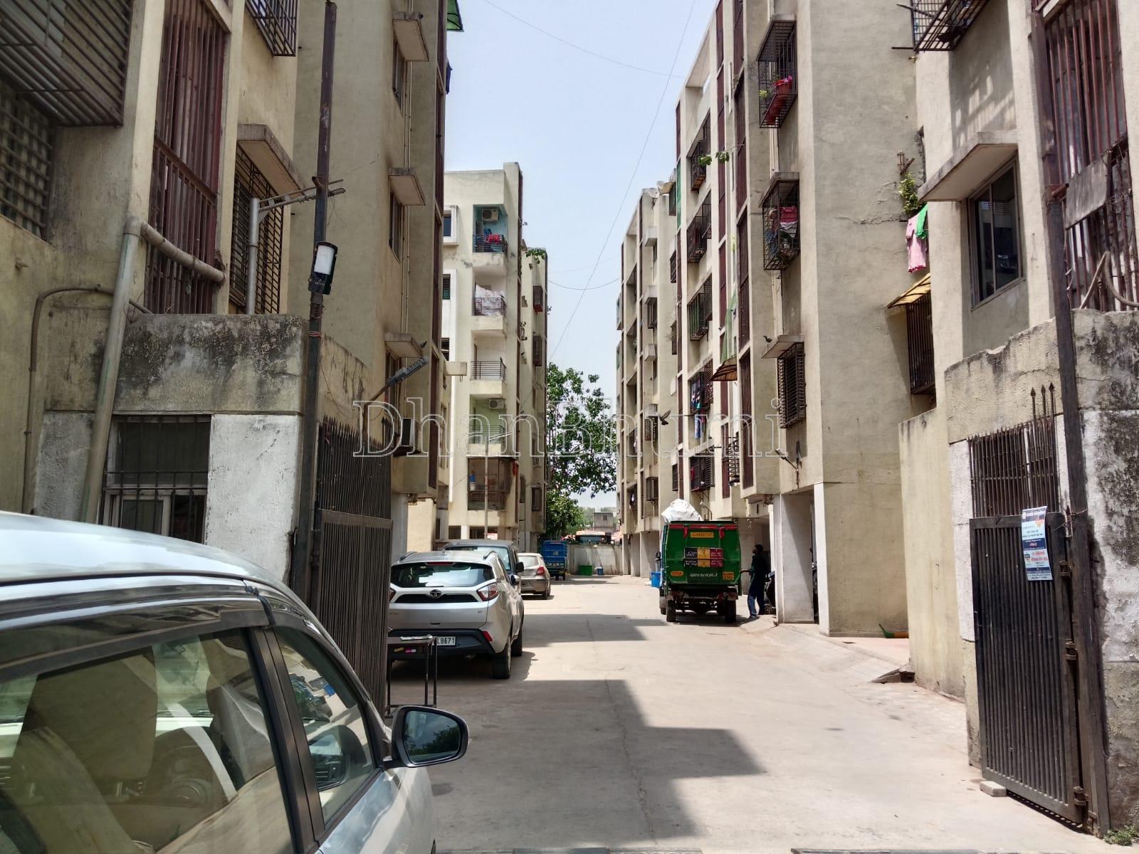 property_images/2_bhk_flatapartment_in_ahmedabad_1779427917_6a0fea4deee19.jpg
