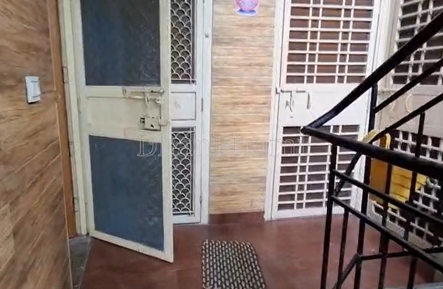 property_images/2_bhk_flatapartment_in_delhi_1779350228_6a0ebad42ae05.jpg