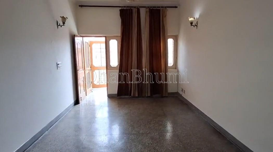 property_images/2_bhk_flatapartment_in_delhi_1779350228_6a0ebad4644f8.jpg