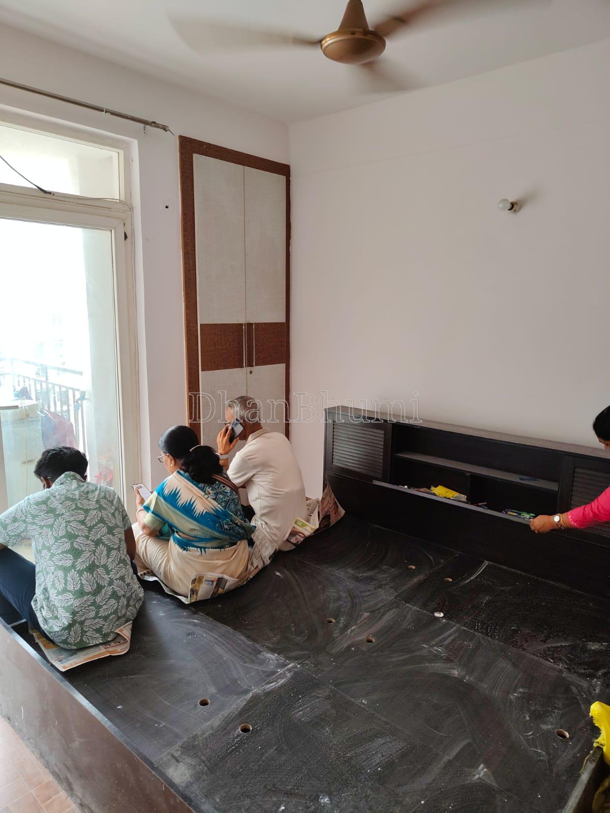 property_images/2_bhk_flatapartment_in_faridabad_1779356871_6a0ed4c774737.jpeg