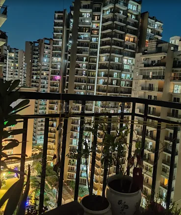 property_images/2_bhk_flatapartment_in_greater_noida_1778233264_69fdafb06b88a.png