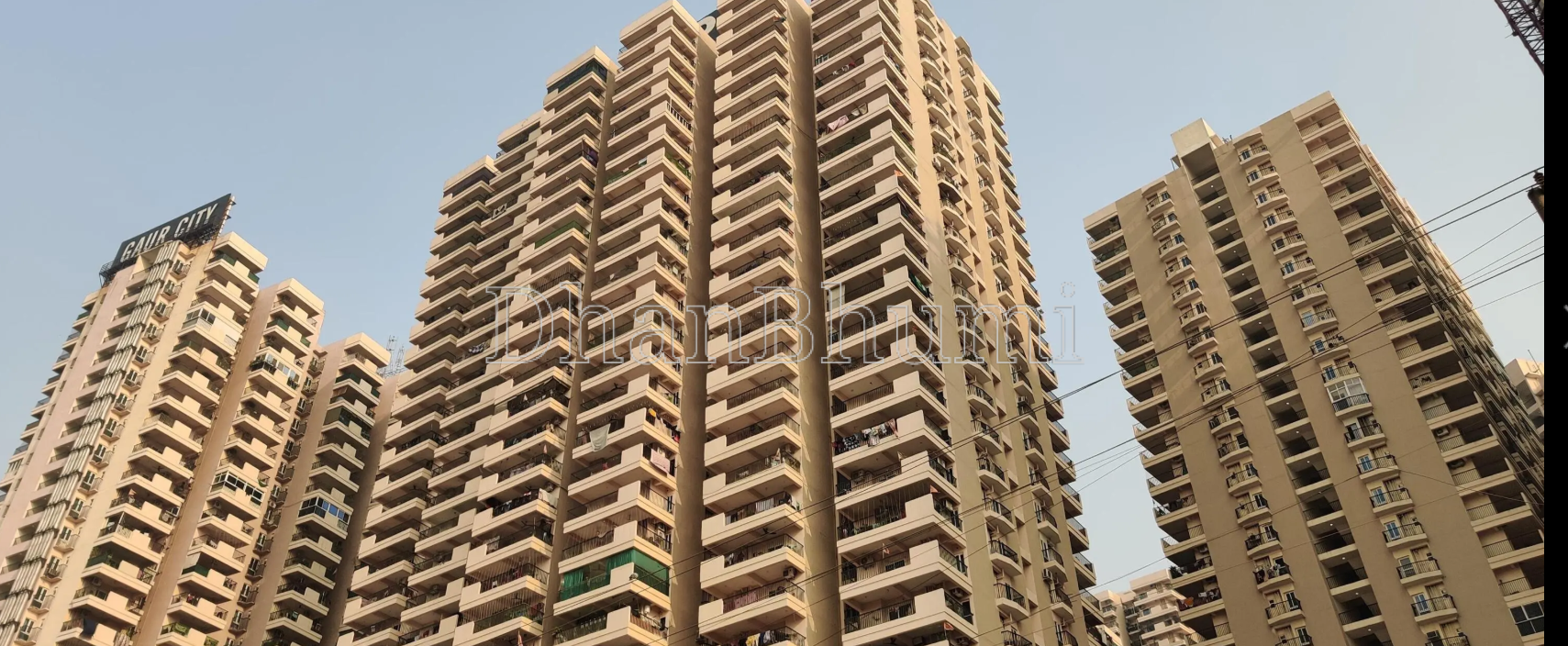property_images/2_bhk_flatapartment_in_greater_noida_1778240363_69fdcb6b40d48.png