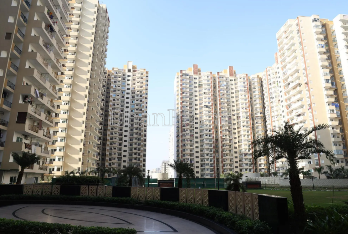 property_images/2_bhk_flatapartment_in_greater_noida_1778308494_69fed58ebb9b7.png