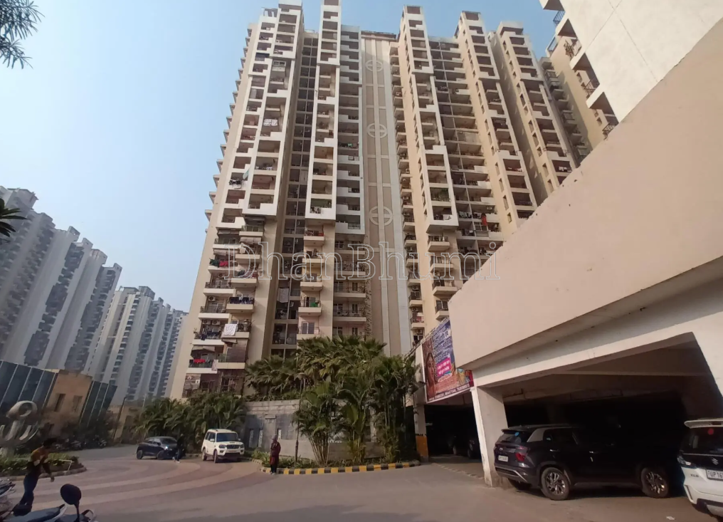 property_images/2_bhk_flatapartment_in_greater_noida_1778310467_69fedd433f56d.png