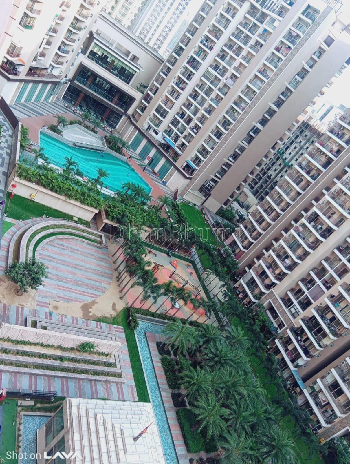 property_images/2_bhk_flatapartment_in_greater_noida_1779357168_6a0ed5f048782.jpg