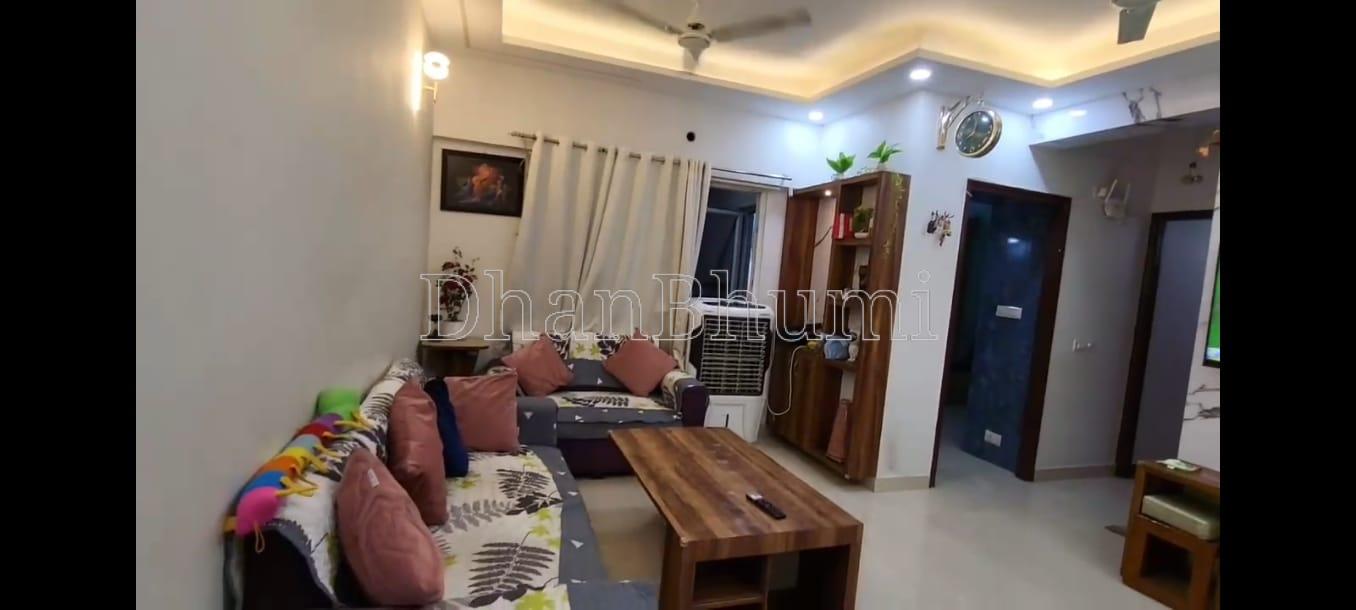 property_images/2_bhk_flatapartment_in_greater_noida_1779435062_6a100636b35ab.jpeg