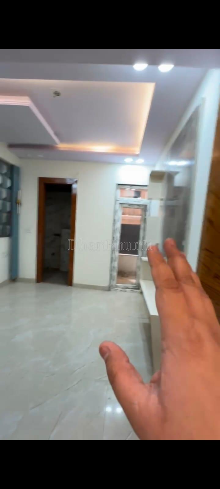 property_images/2_bhk_flatapartment_in_noida_1779779327_6a1546ffd7376.jpeg