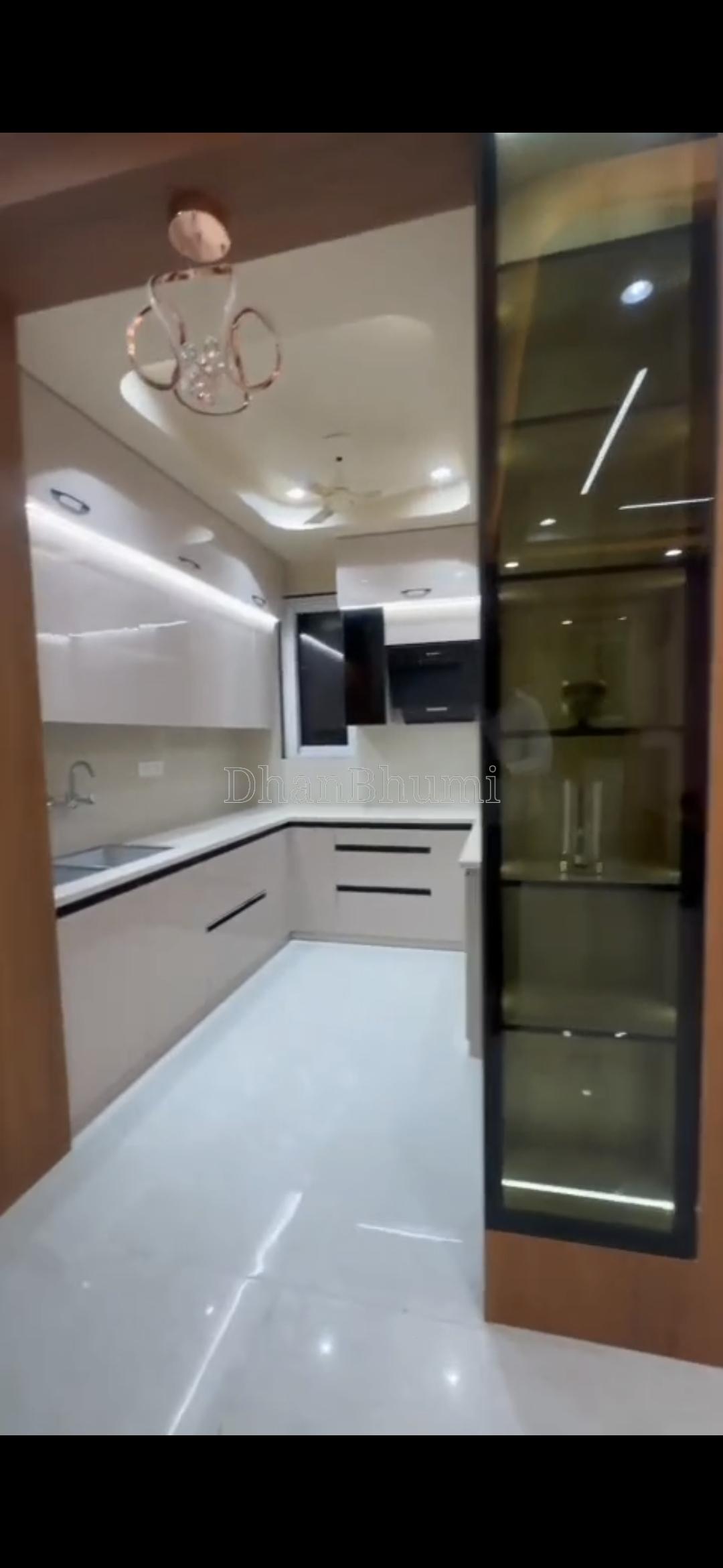 property_images/3_bhk_flatapartment_in_delhi_1779774419_6a1533d36ed50.jpg