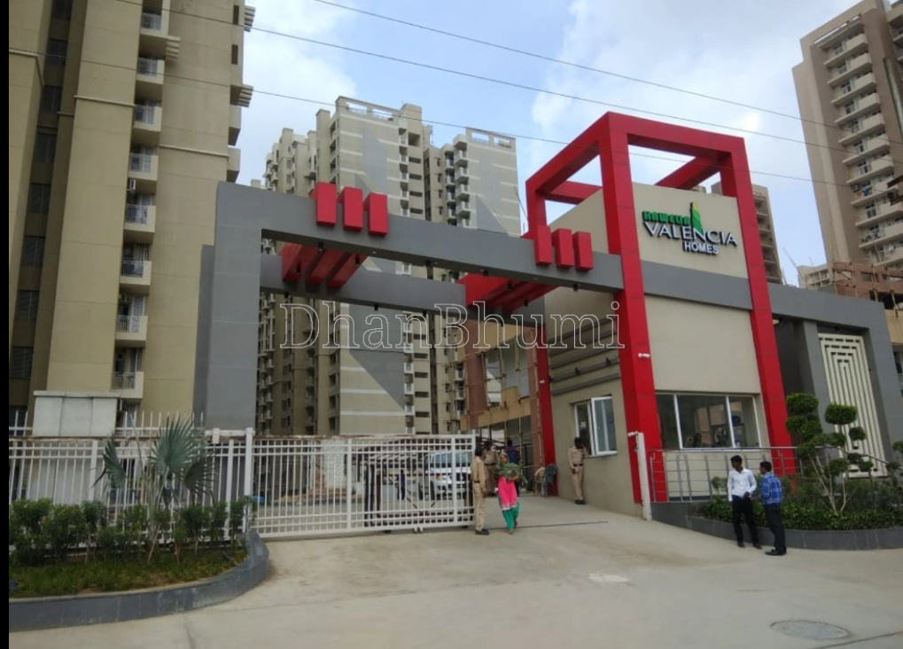 property_images/3_bhk_flatapartment_in_greater_noida_1778242380_69fdd34ced91f.png