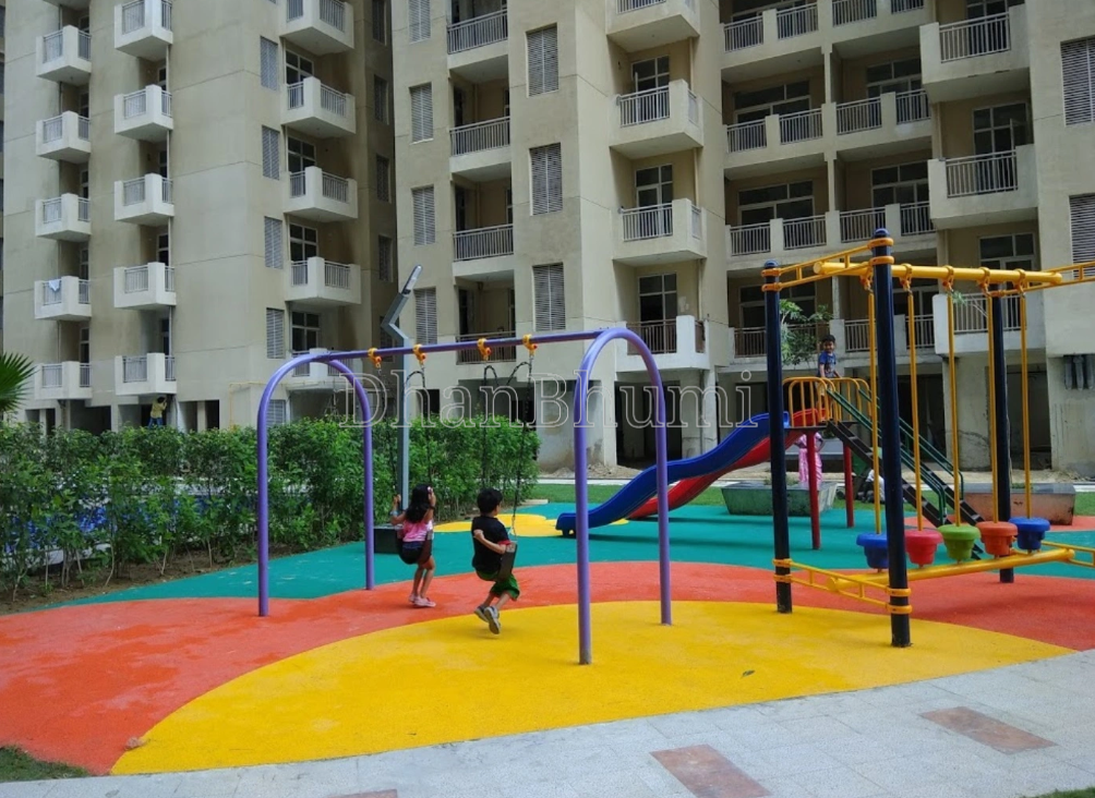 property_images/3_bhk_flatapartment_in_greater_noida_1778242381_69fdd34d3ff88.png
