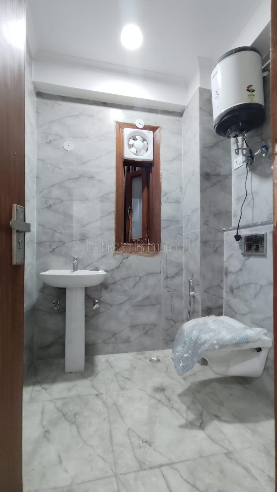 property_images/3_bhk_independent_builder_floor_in_delhi_1777899579_69f8983bc3f0b.jpg