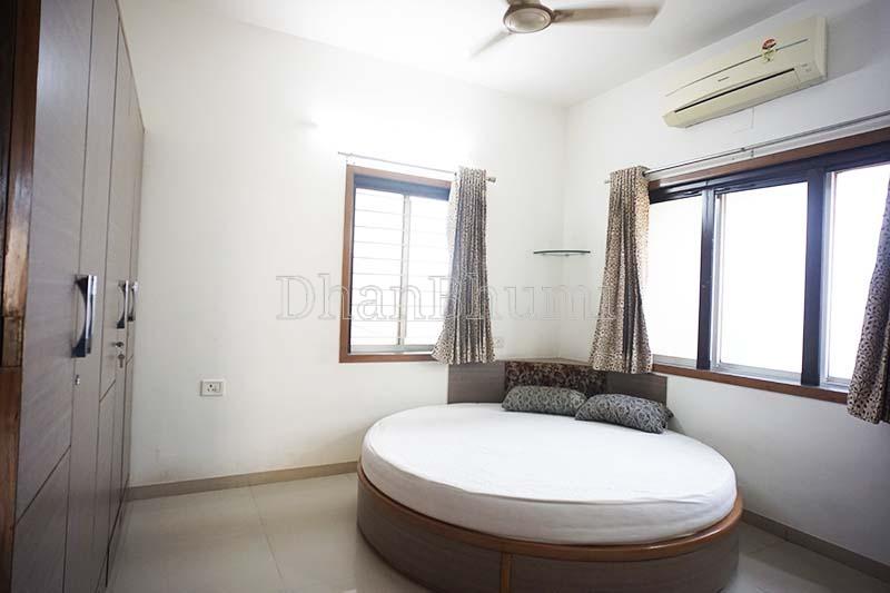 property_images/3_bhk_independent_housevilla_in_ahmedabad_1779356068_6a0ed1a436aed.jpeg
