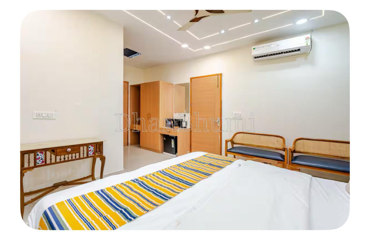 property_images/4_bhk_farmhouse_in_delhi_1779217986_6a0cb642d5092.jpg