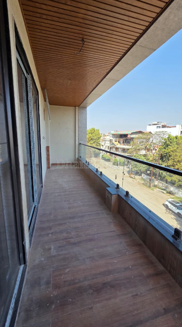 property_images/4_bhk_flatapartment_in_kanpur_1778048288_69fadd207534b.PNG