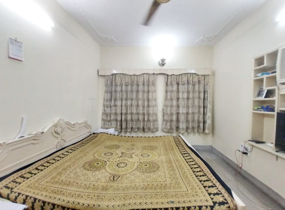 property_images/4_bhk_flatapartment_in_kolkata_1779442600_6a1023a8a9482.PNG