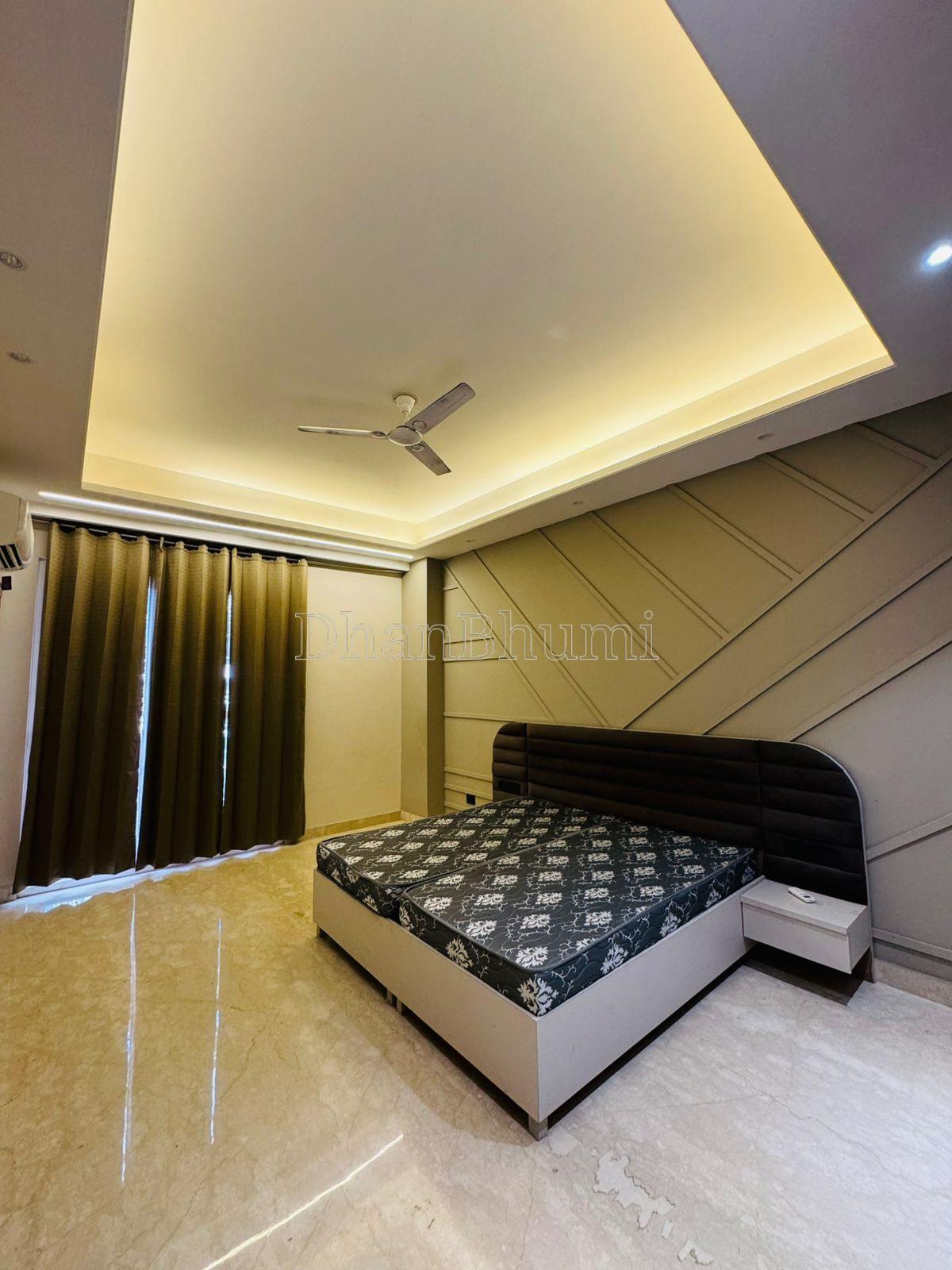 property_images/4_bhk_flatapartment_in_zirakpur_1777877718_69f842d66b42b.jpg