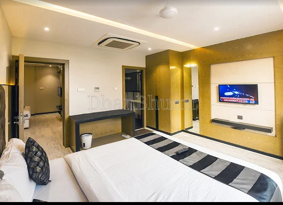 property_images/hotelresort_in_ujjain_1778655949_6a0422cd73232.png