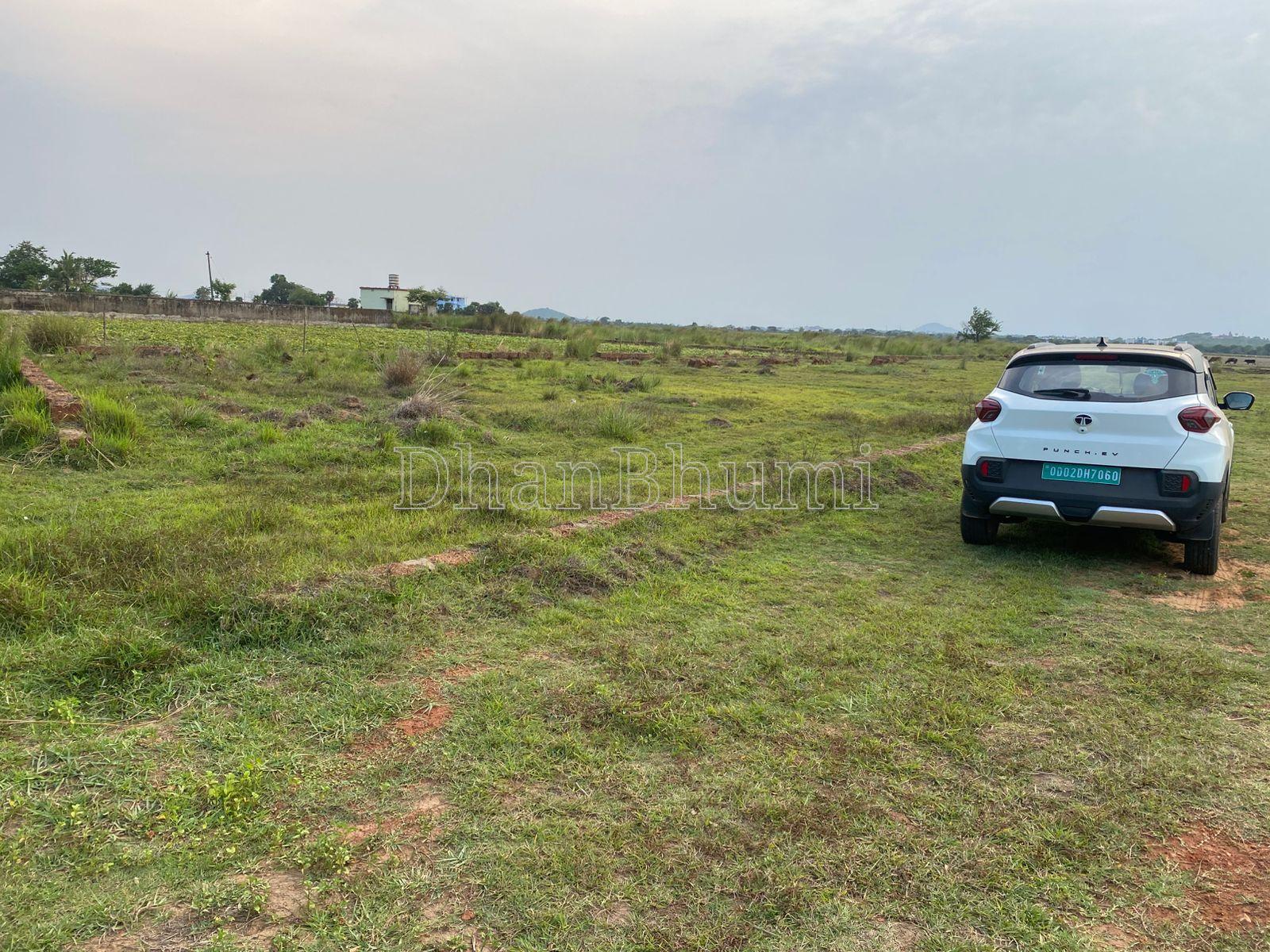 property_images/plot_in_bhubaneswar_1779427927_6a0fea5733891.jpeg
