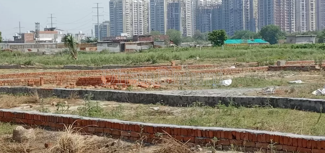 property_images/plot_in_greater_noida_1779276809_6a0d9c09d67ca.PNG