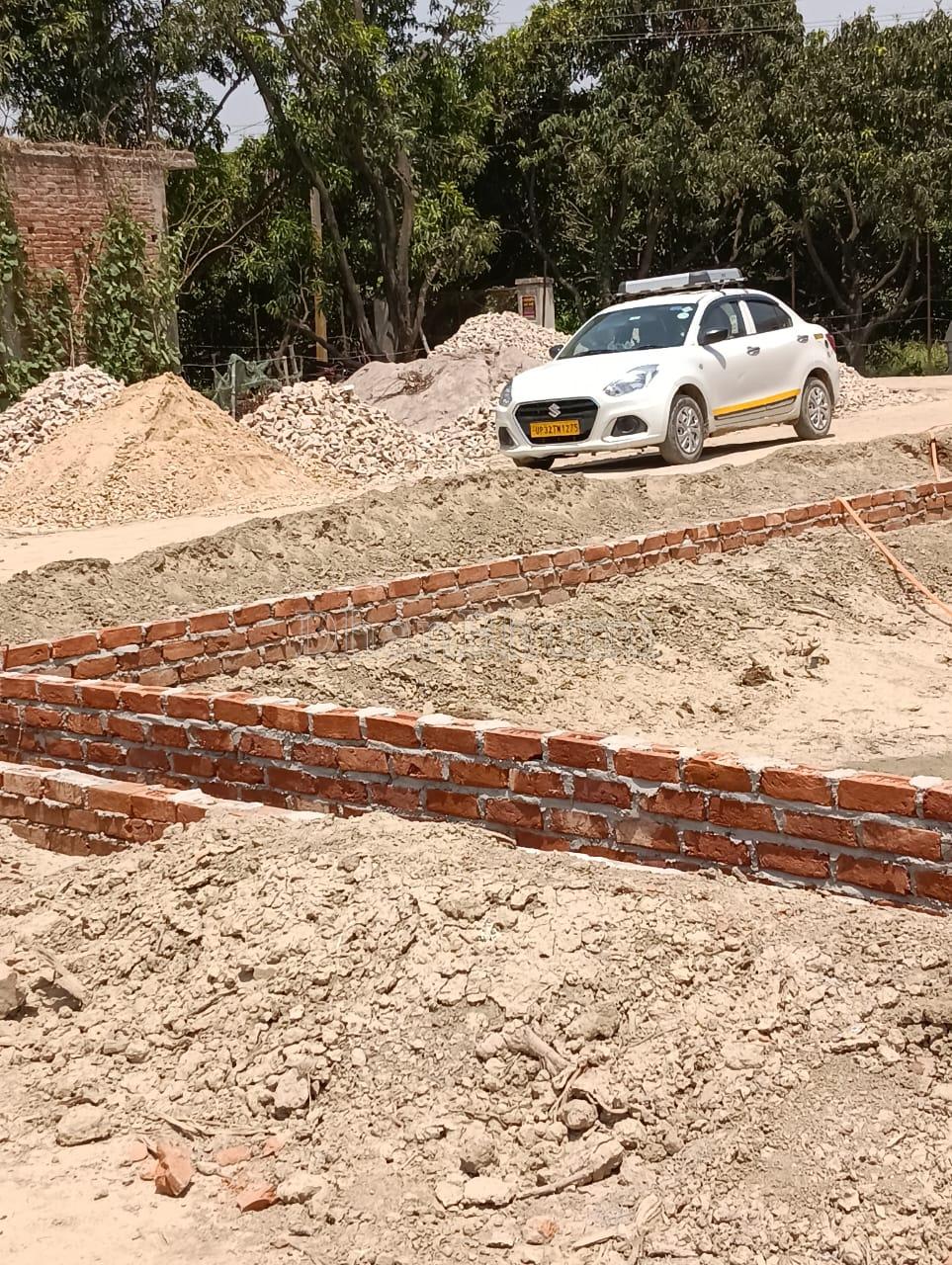 property_images/plot_in_lucknow_1779355843_6a0ed0c332d7d.jpeg