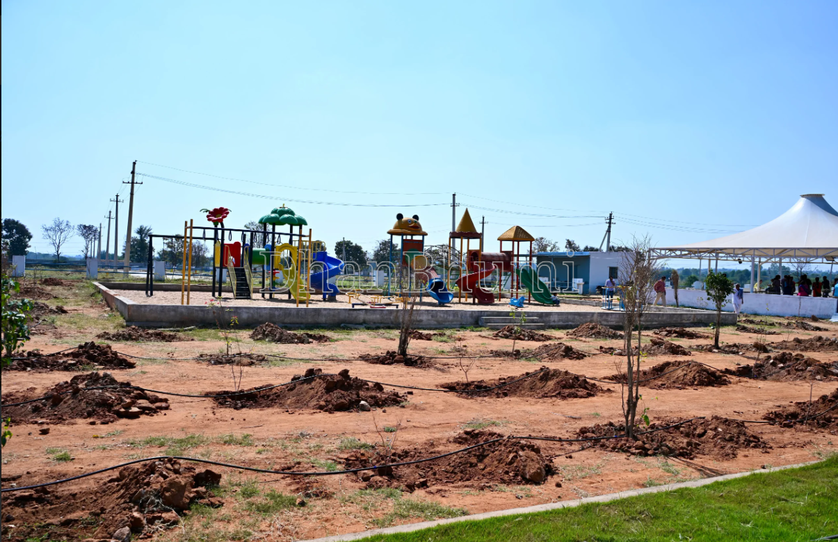 property_images/plot_in_visakhapatnam_1778486402_6a018c82b2620.png