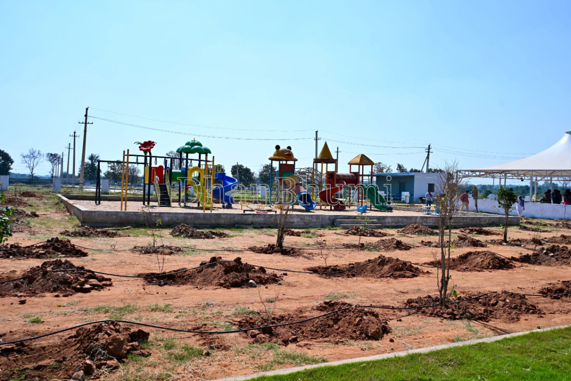 property_images/plot_in_visakhapatnam_1778486753_6a018de1eb525.png