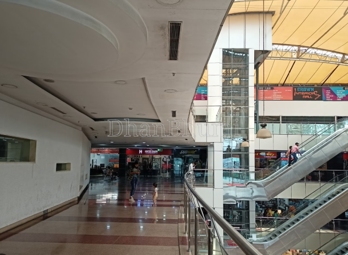 property_images/shopshowroom_in_faridabad_1778069606_69fb3066cc277.PNG