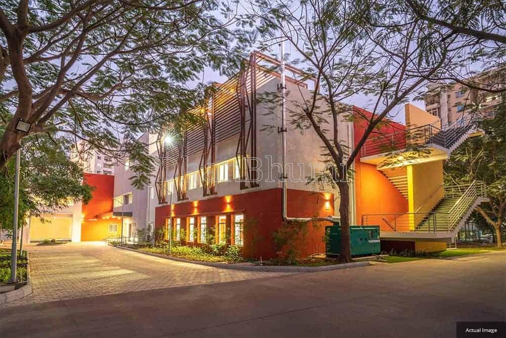 Raheja Vistas